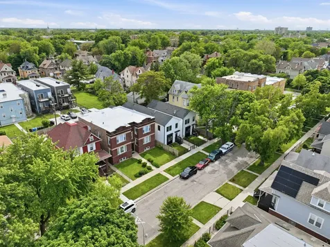 5729 West Ohio Street Chicago IL 60644