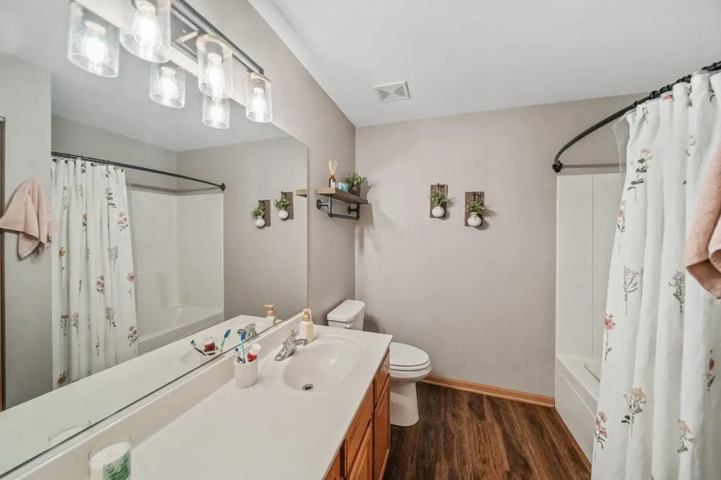 24014 West Walnut Circle Plainfield IL 60585