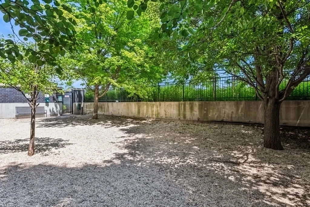 1901 South Calumet Avenue Chicago IL 60616