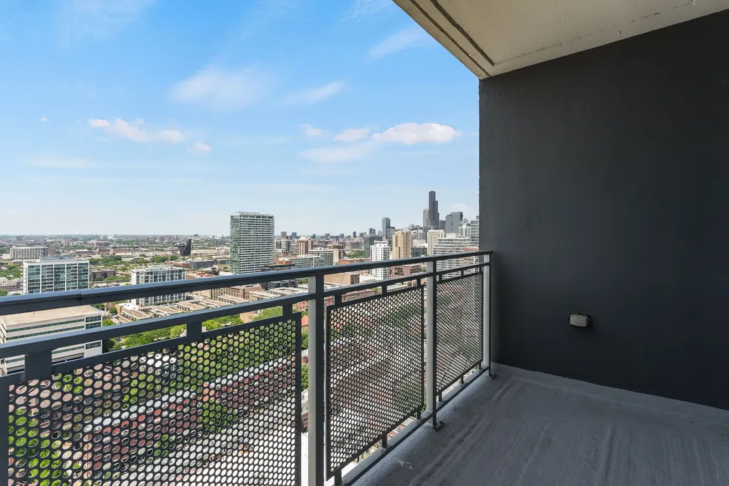 1901 South Calumet Avenue Chicago IL 60616