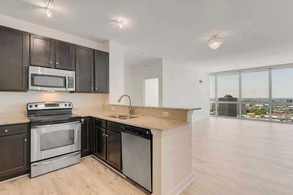 1901 South Calumet Avenue Chicago IL 60616
