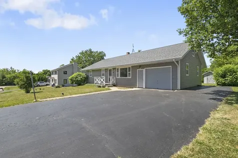 22214 West Cedar Drive Antioch IL 60002