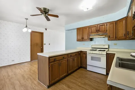 22214 West Cedar Drive Antioch IL 60002