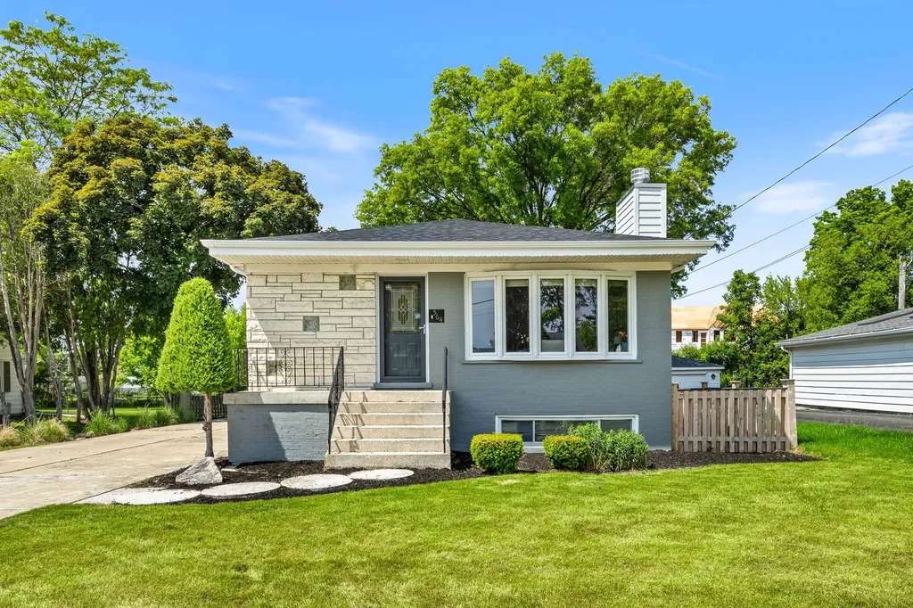 564 West Harrison Road Lombard IL 60148