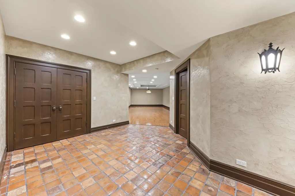 24w141 Hobson Road Naperville IL 60540