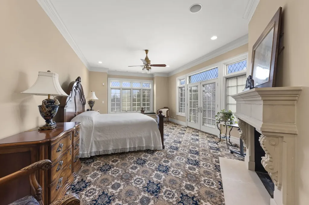 24w141 Hobson Road Naperville IL 60540
