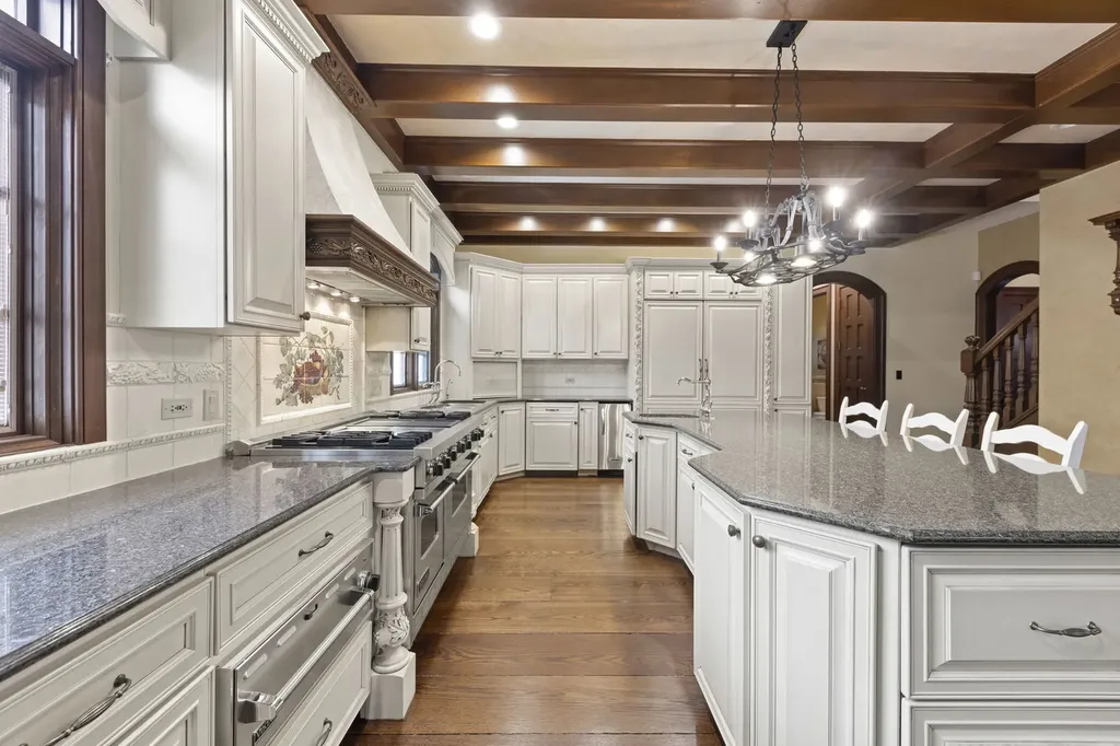 24w141 Hobson Road Naperville IL 60540