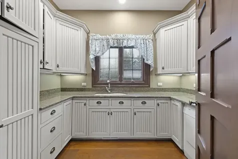 24w141 Hobson Road Naperville IL 60540