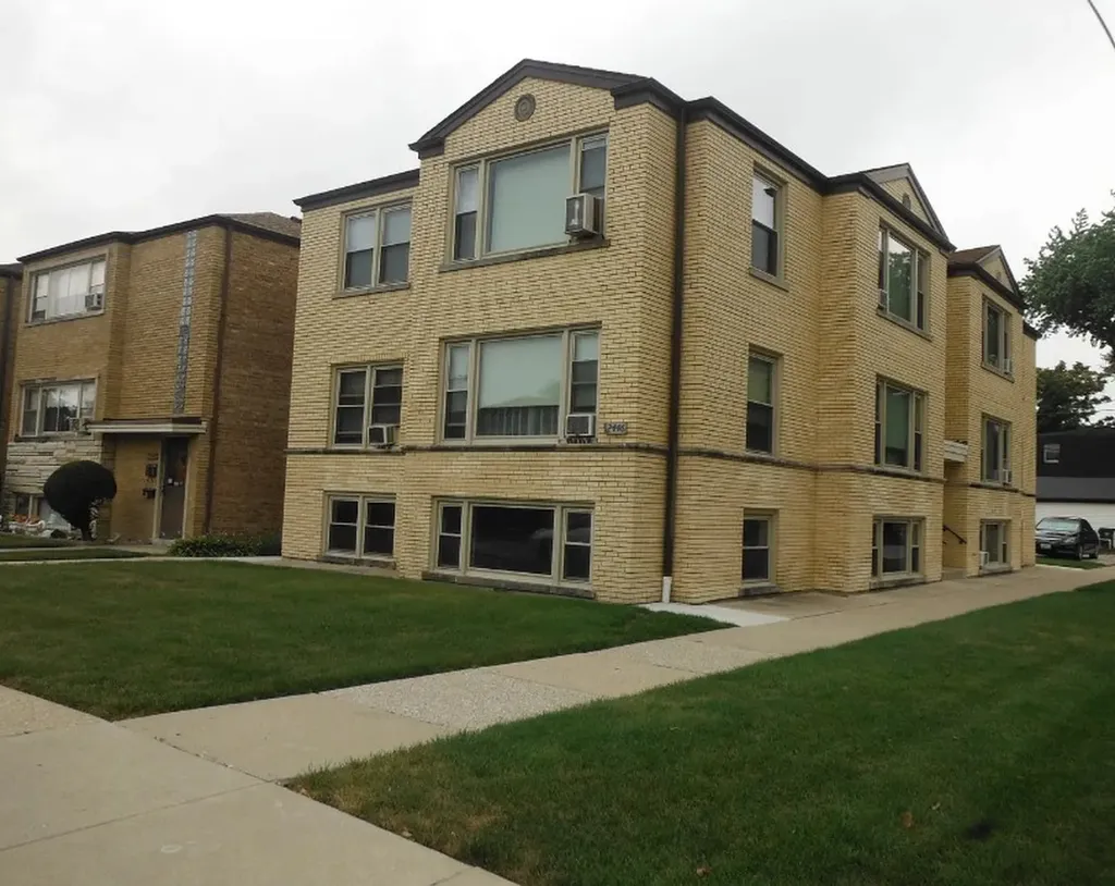 2446 North 78th Court Elmwood Park IL 60707