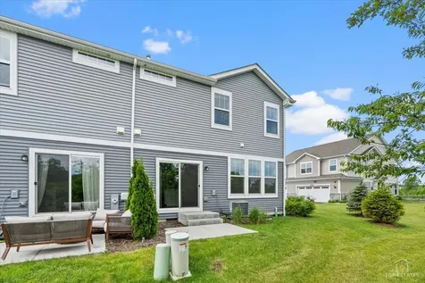 2682 Martini Street Mundelein IL 60060