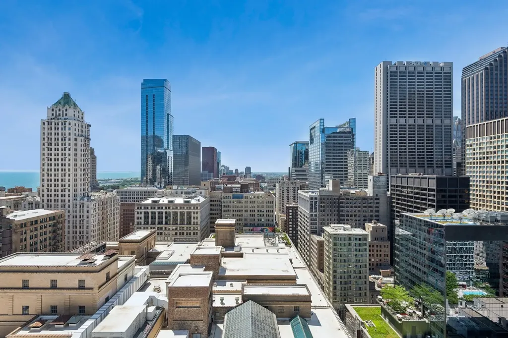 8 East Randolph Street Chicago IL 60601