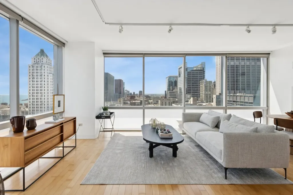 8 East Randolph Street Chicago IL 60601