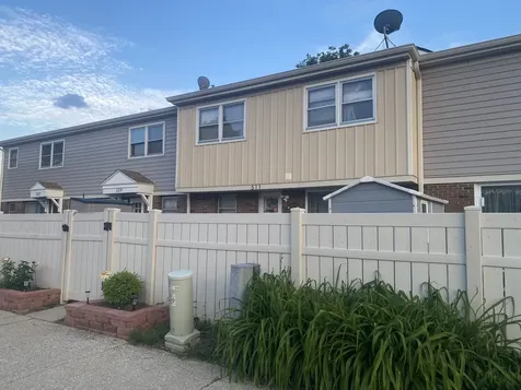 511 Washington Square Wood Dale IL 60191