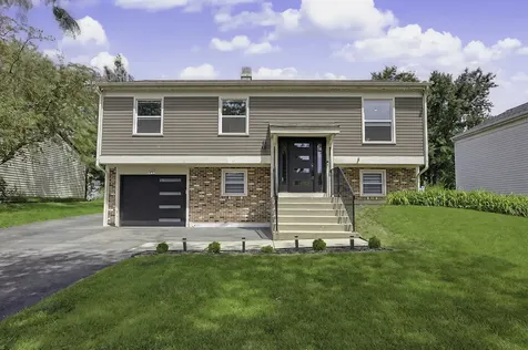 255 Polk Court Bartlett IL 60103