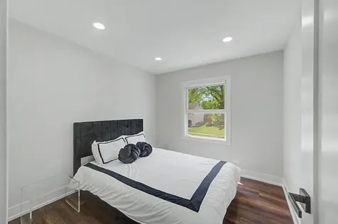 255 Polk Court Bartlett IL 60103