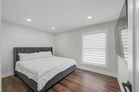 255 Polk Court Bartlett IL 60103