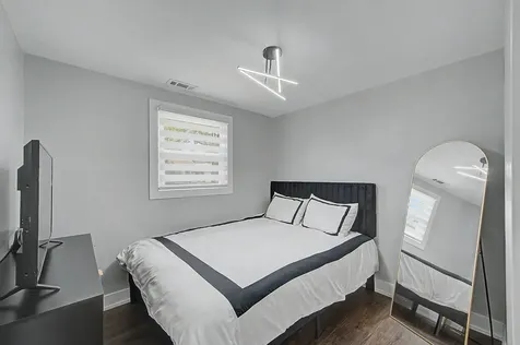 255 Polk Court Bartlett IL 60103
