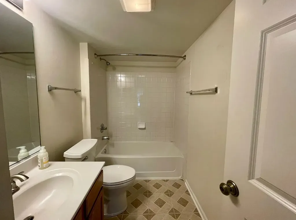 2219 Waterleaf Court Naperville IL 60564