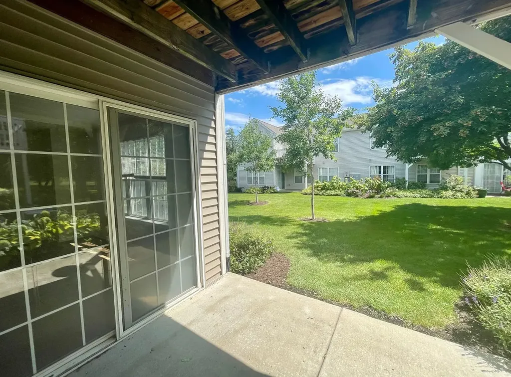 2219 Waterleaf Court Naperville IL 60564