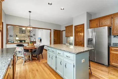1309 Hawkins Court St. Charles IL 60174