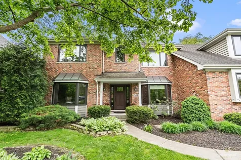 1309 Hawkins Court St. Charles IL 60174