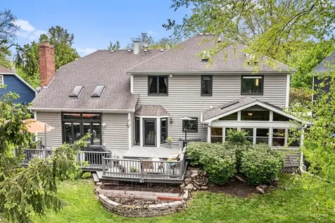 1309 Hawkins Court St. Charles IL 60174