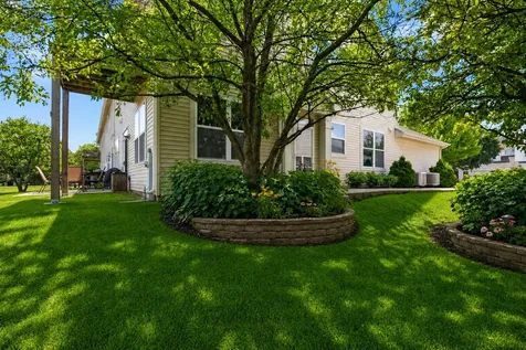 1273 Waverly Drive Volo IL 60020