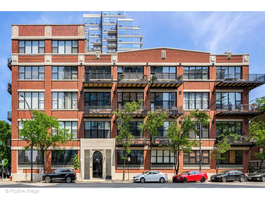 1601 South Indiana Avenue Chicago IL 60616