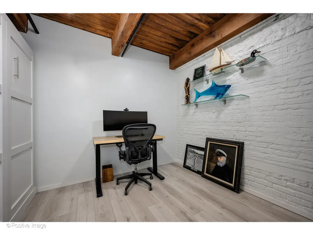 1601 South Indiana Avenue Chicago IL 60616