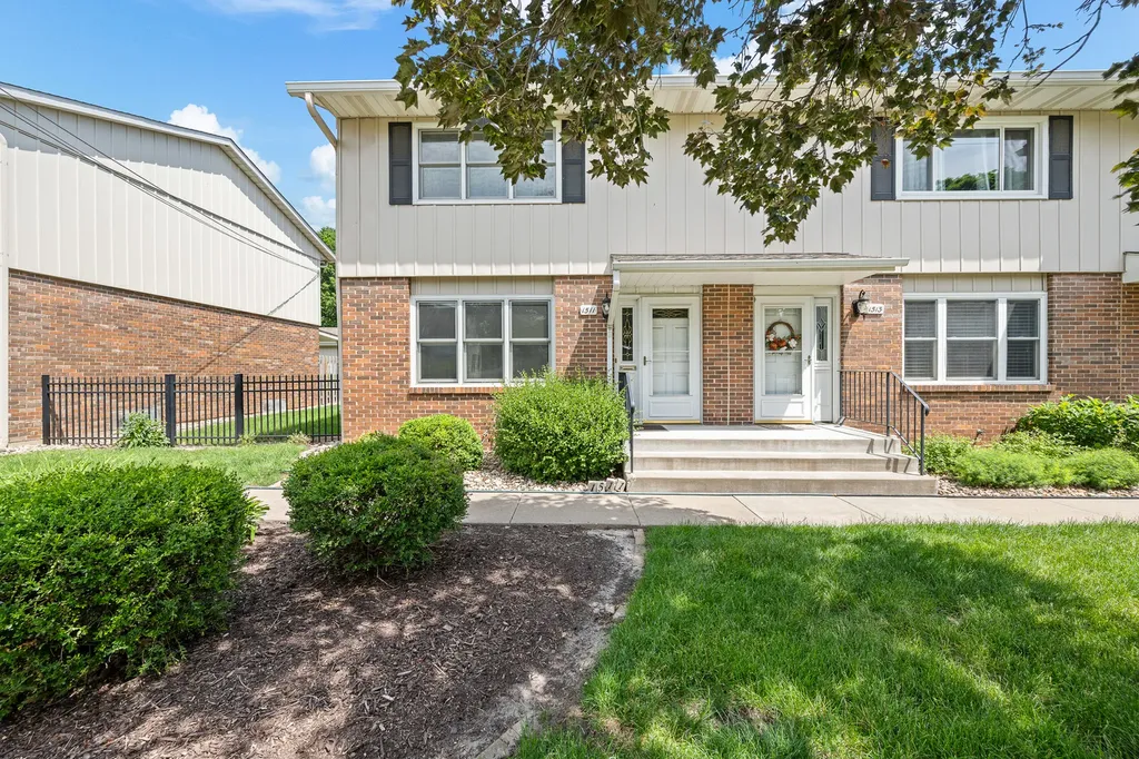 1511 21ST Avenue Rock Island IL 61201