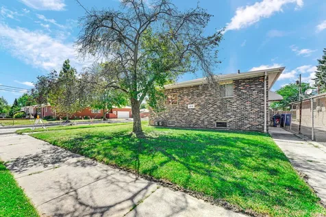 816 Mackinaw Avenue Calumet City IL 60409