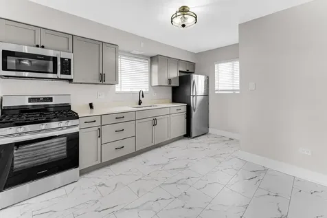 816 Mackinaw Avenue Calumet City IL 60409