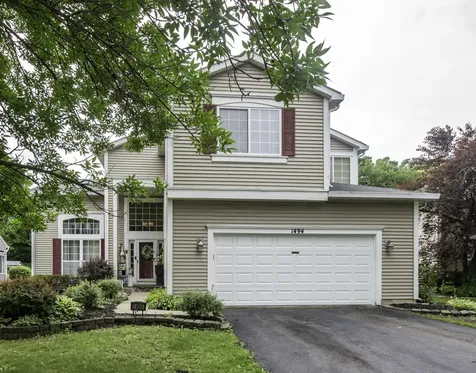 1494 Almaden Lane Gurnee IL 60031
