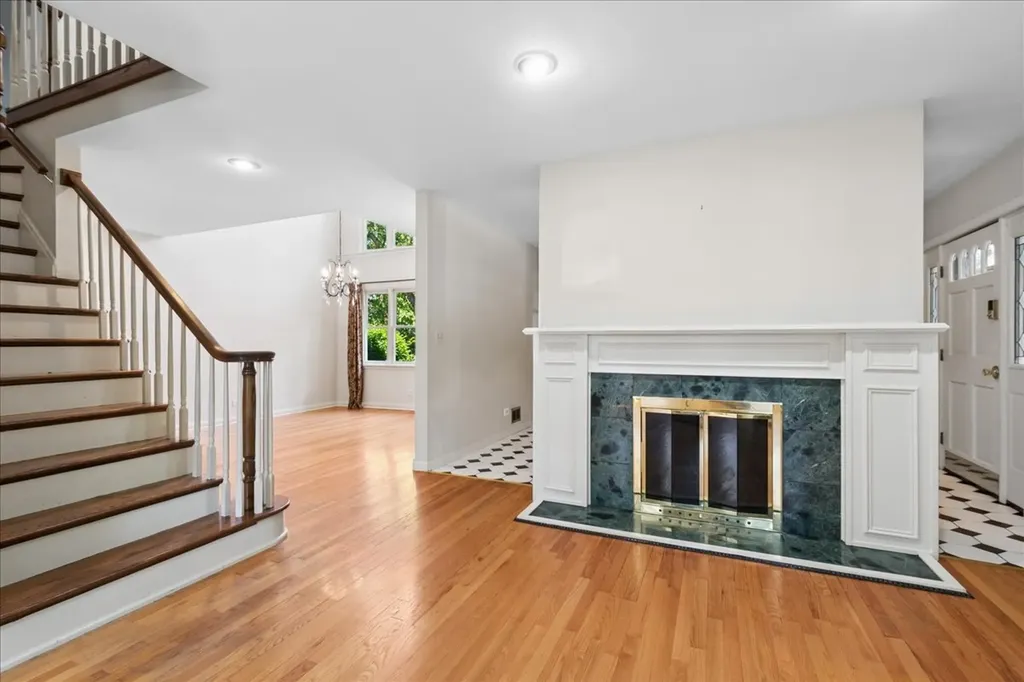 708 Courtland Avenue Park Ridge IL 60068