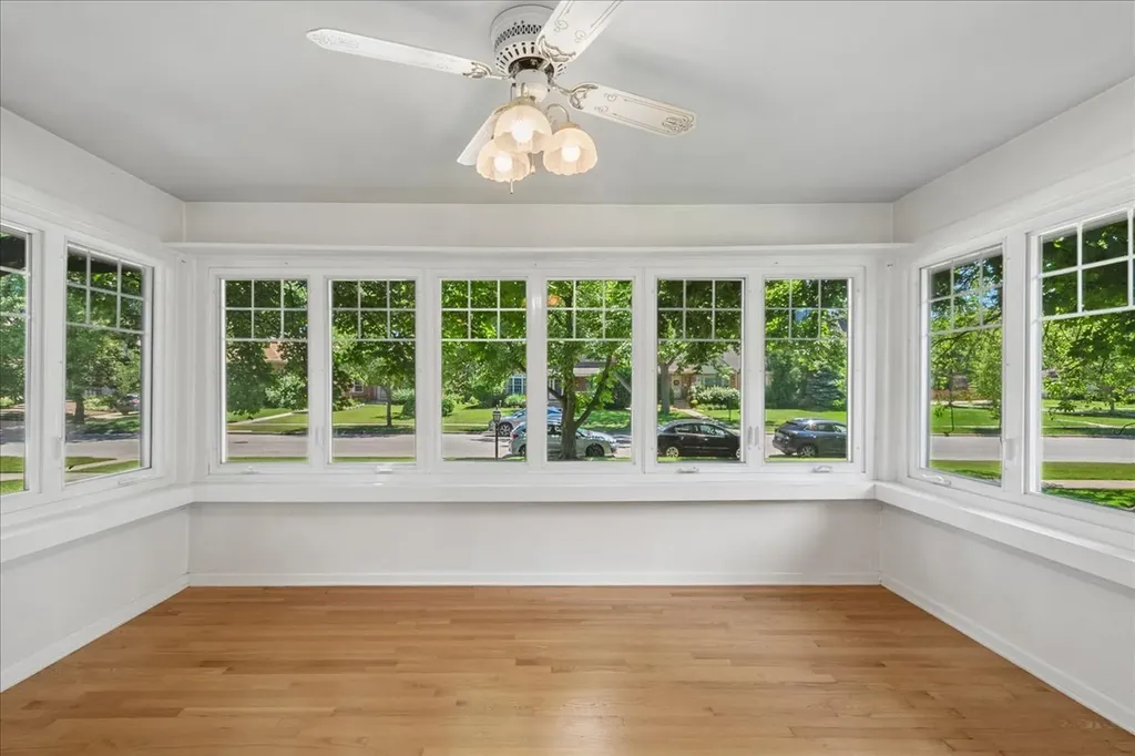 708 Courtland Avenue Park Ridge IL 60068