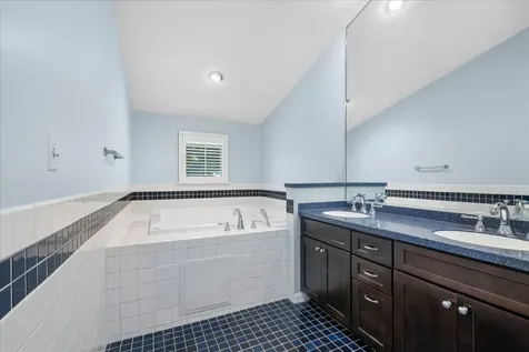 708 Courtland Avenue Park Ridge IL 60068