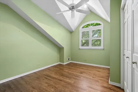 708 Courtland Avenue Park Ridge IL 60068