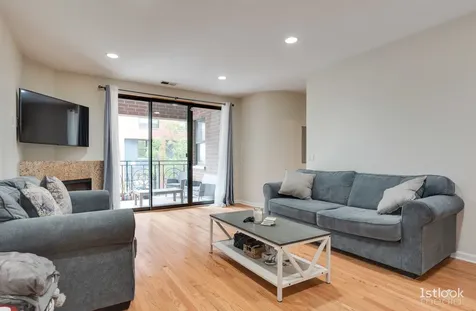 1618 South Halsted Street Chicago IL 60608