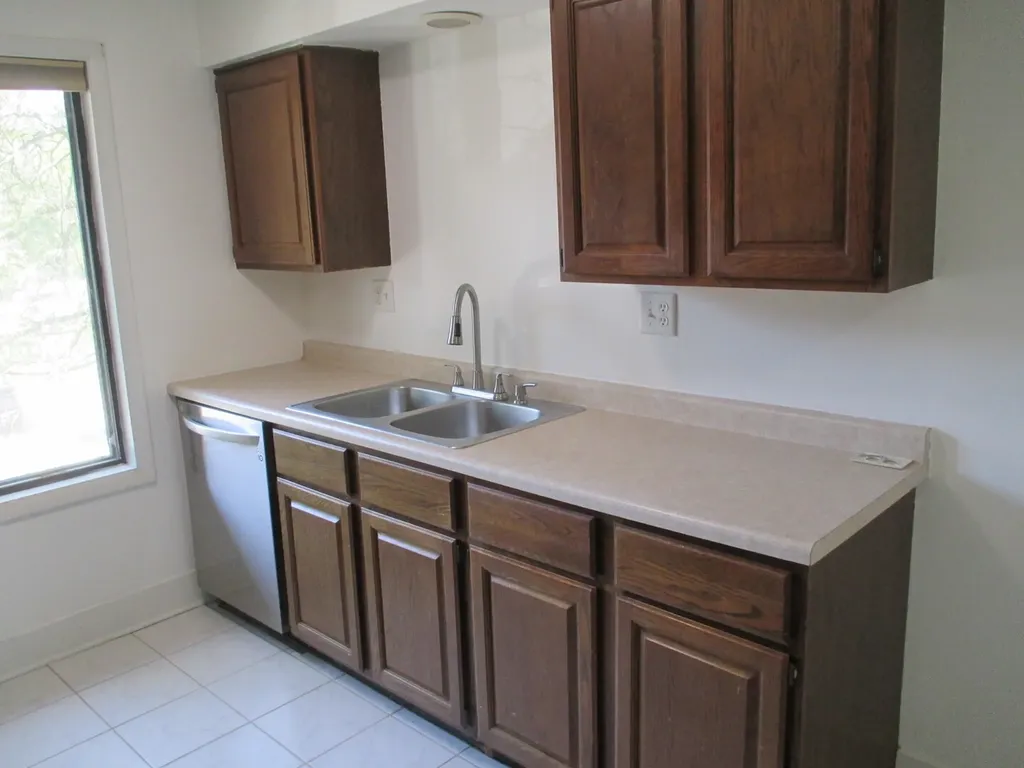 744 North Briar Hill Lane Addison IL 60101