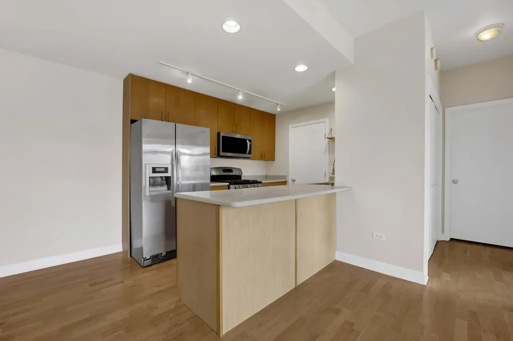 680 North Green Street Chicago IL 60642