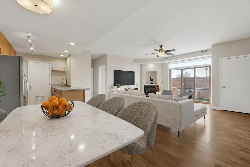 680 North Green Street Chicago IL 60642