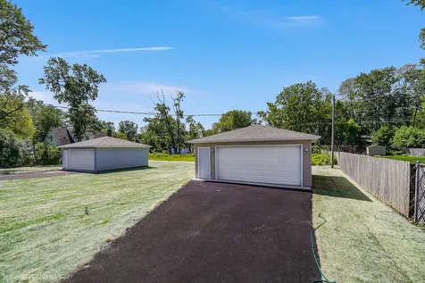 1411 West 172nd Street East Hazel Crest IL 60429