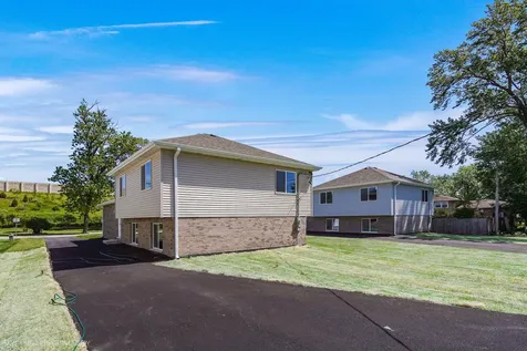 1411 West 172nd Street East Hazel Crest IL 60429