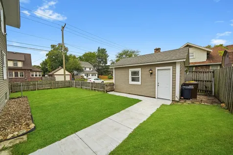 1604 Grant Avenue Rockford IL 61103