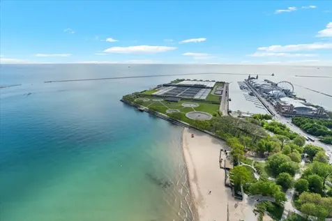 600 North Lake Shore Drive Chicago IL 60611