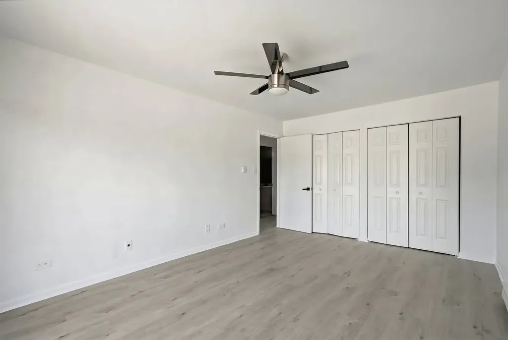 125 Willows Edge Court Willow Springs IL 60480