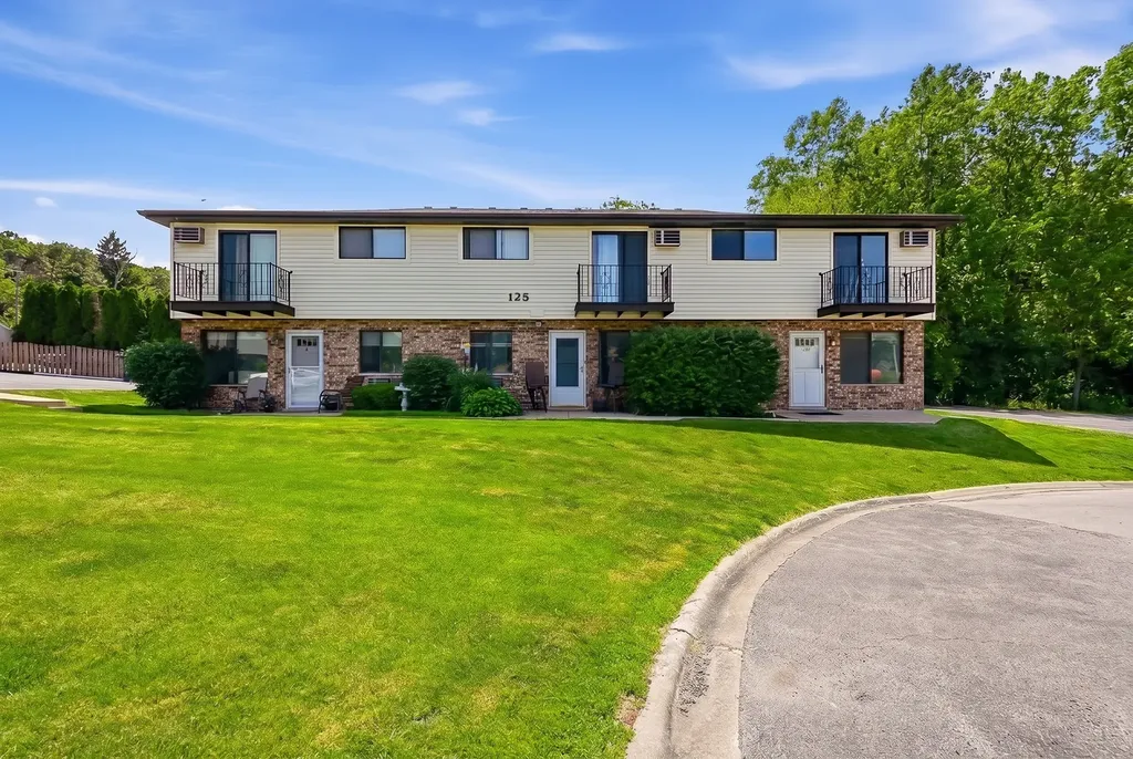 125 Willows Edge Court Willow Springs IL 60480