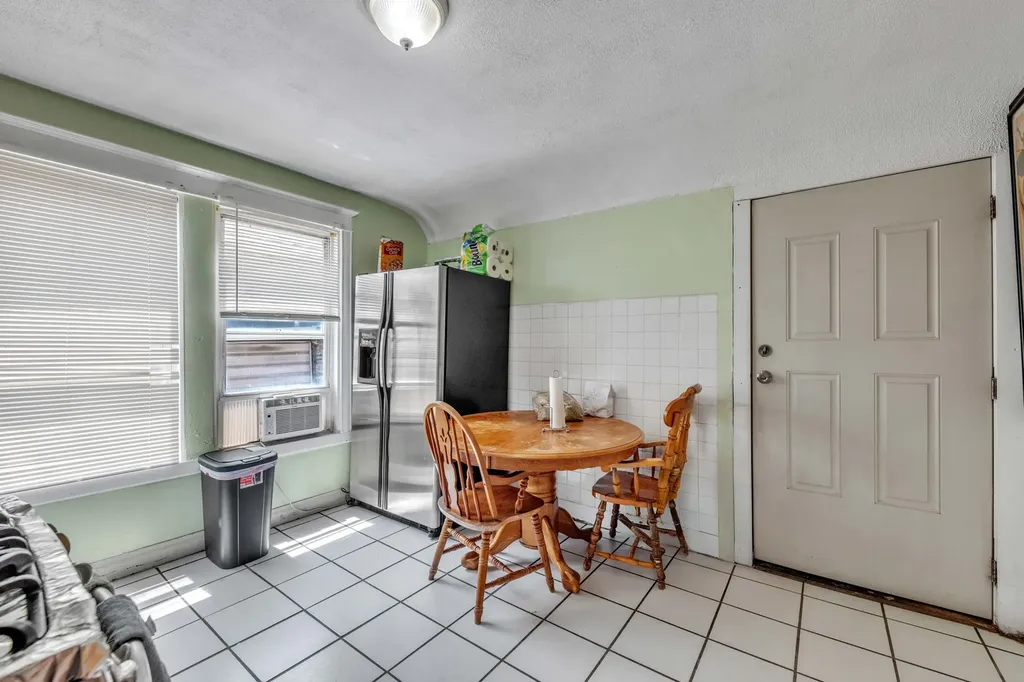 3031 South Central Park Avenue Chicago IL 60623