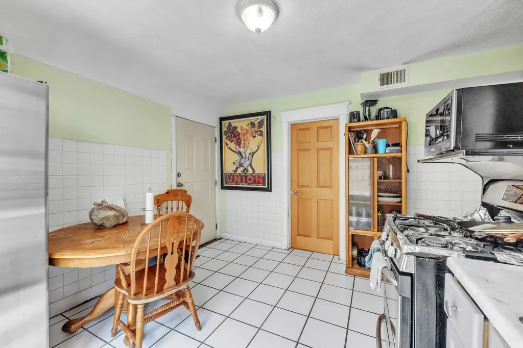 3031 South Central Park Avenue Chicago IL 60623