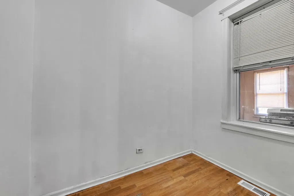 3031 South Central Park Avenue Chicago IL 60623